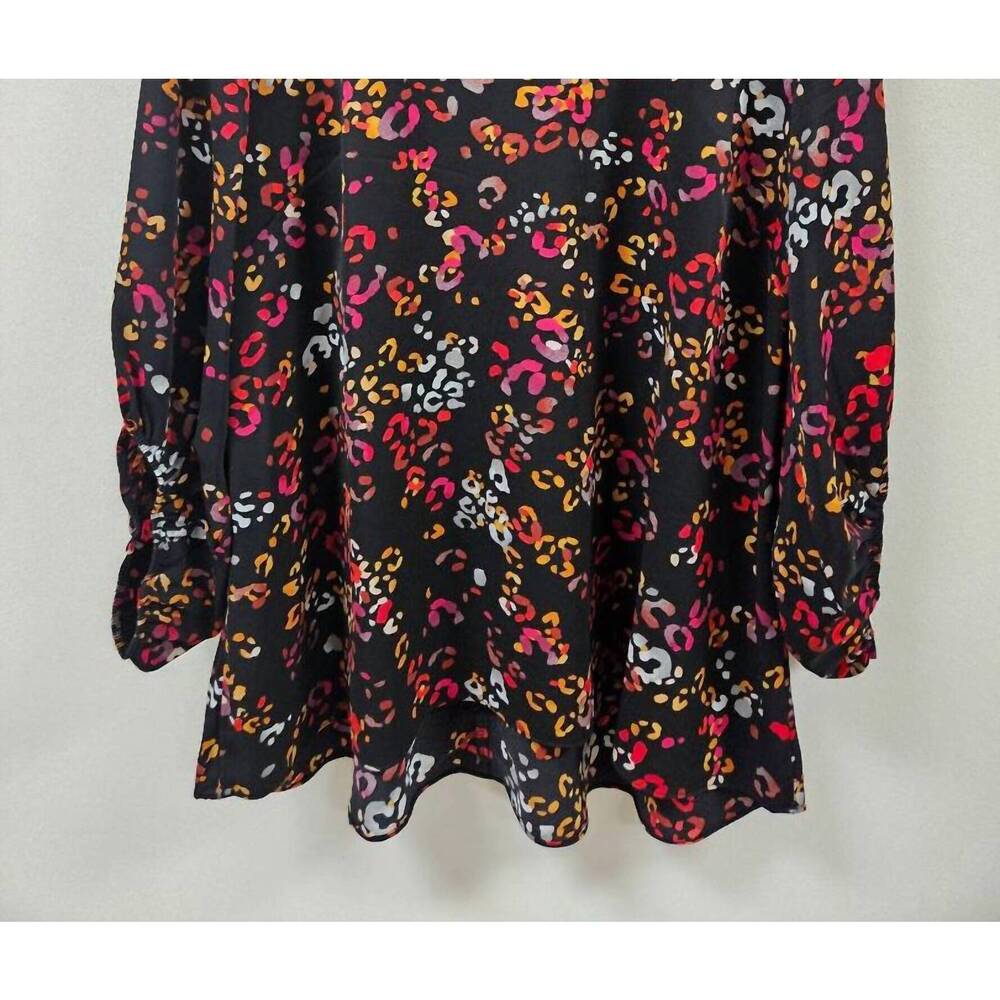 NEW SPIN women's round neck bubble sleeve leopard print blouse in black and fusc